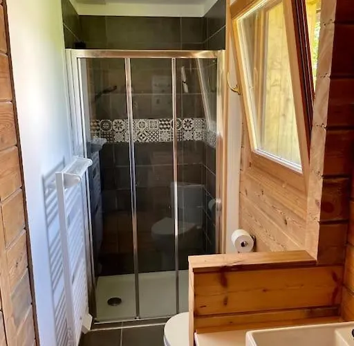 Шале Le La Meilleraie-Tillay